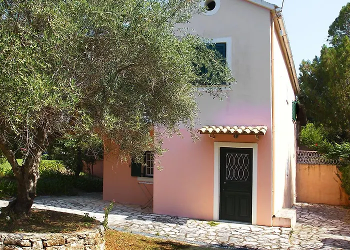 Leda Βίλα Καρουσάδες