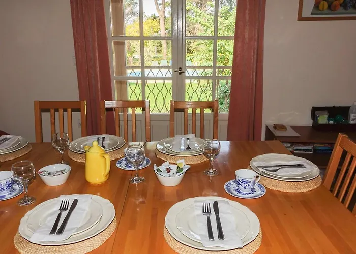 Leda Карусадес